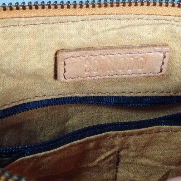 HOBO crossbody artisan weave saddle/camel color called: Sand Dollar - Picture 3 of 13
